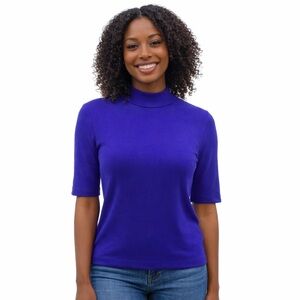 A New Day lightweight Blue Ribbed Women's Top